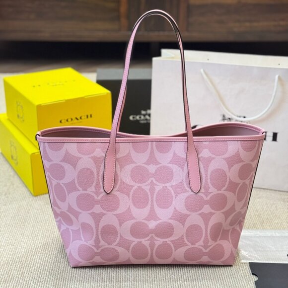 Coach tote bag, size 33*27 cm - Picture 3 of 8